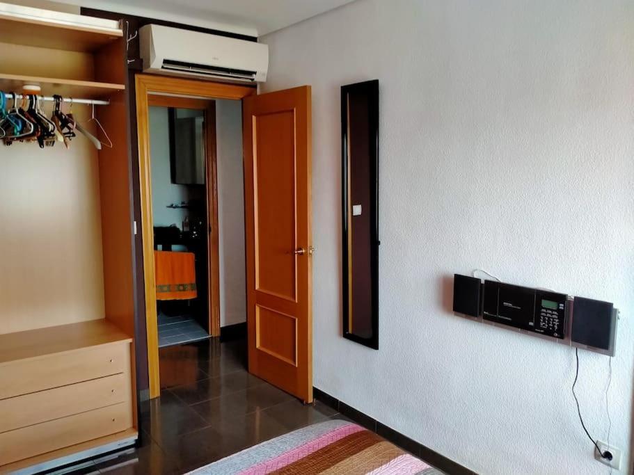 Zona Centro-Parking Gratuito Apartment Castellón de la Plana Екстериор снимка